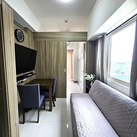 Coast Residences - 2 Bedroom With Balcony Facing Mall Of Asia, Manila Bay & Pool View