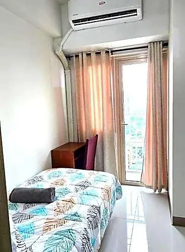 Coast Residences - 2 Bedroom With Balcony Facing Mall Of Asia, Bay & Pool View 4* Manila