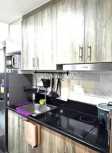 Coast Residences - 2 Bedroom With Balcony Facing Mall Of Asia, Bay & Pool View 4* Manila