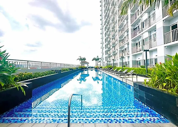 Hotel Coast Residences - 2 Bedroom With Balcony Facing Mall Of Asia, Bay & Pool View 4*