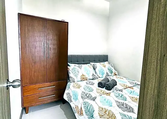 Coast Residences - 2 Bedroom With Balcony Facing Mall Of Asia, Bay & Pool View Hotel Manila